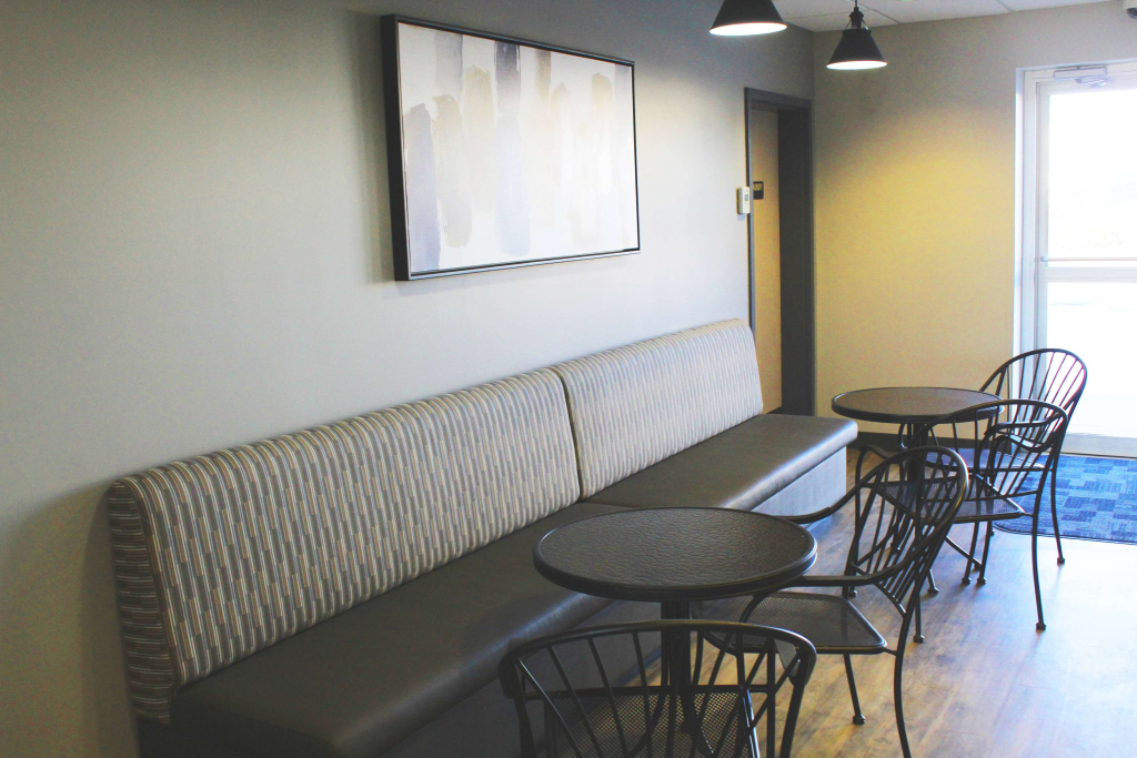 Days Inn by Wyndham Stony Plain