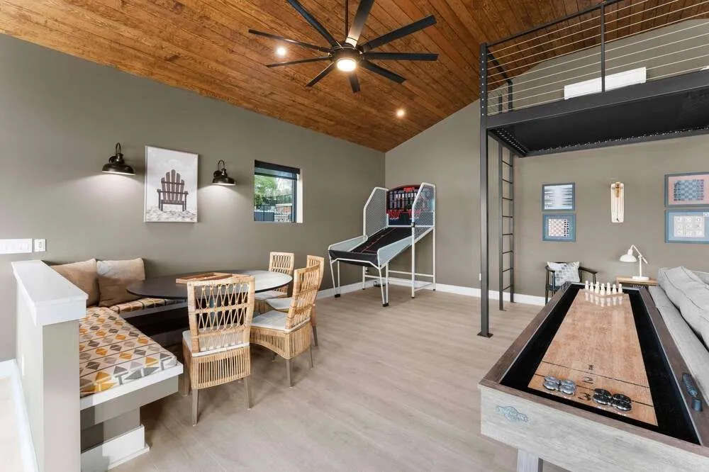 Keenan Beach W/beach, Heated Pool & Game Room