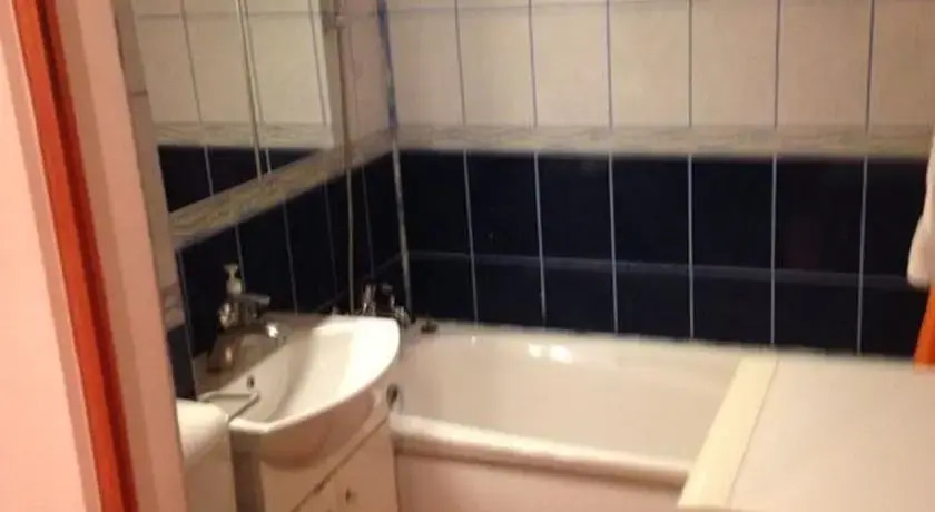 Cozy 1 Bedroom Flat