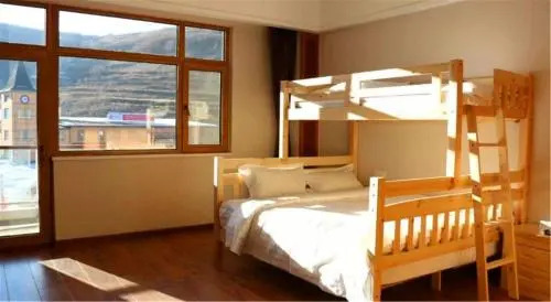 Zhangjiakou Dolomiti White Birch Hotel