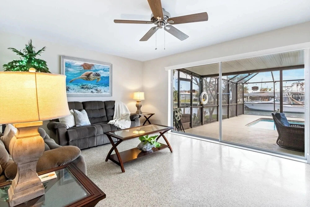 347 Carmine Dr