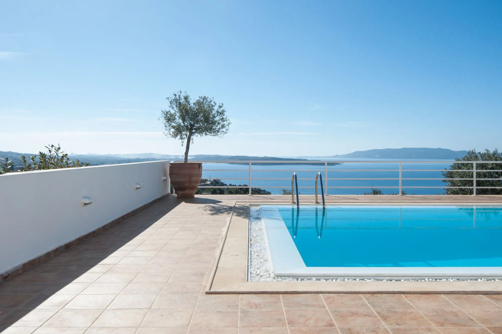Jeannine's Villa