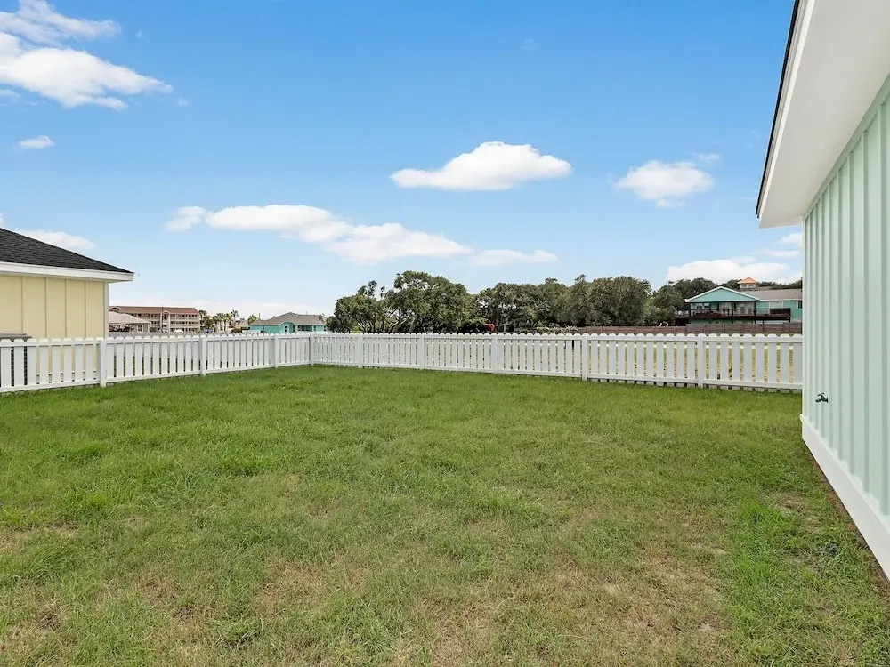 Coastal Retreat 3 Bedroom Home