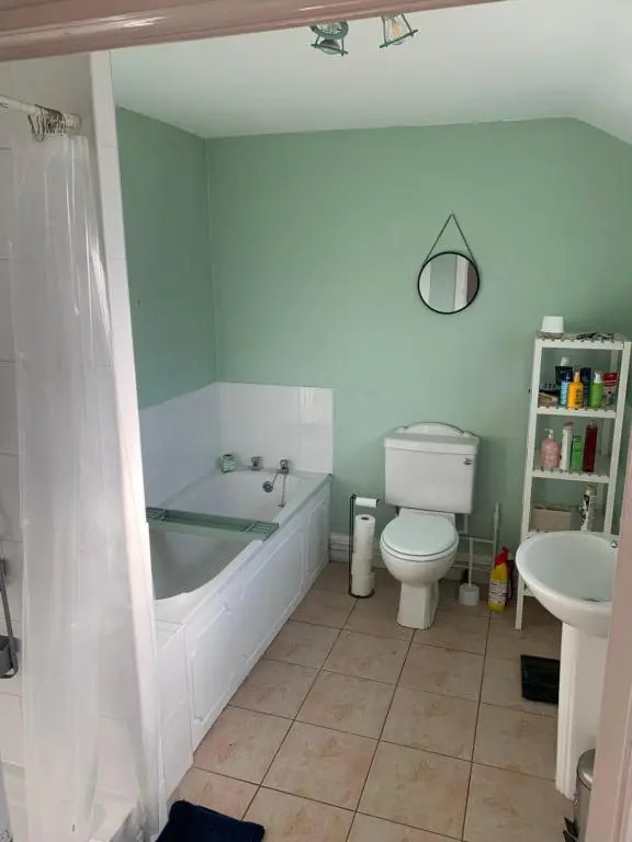 Residential 2 bed house near Lincoln city centre