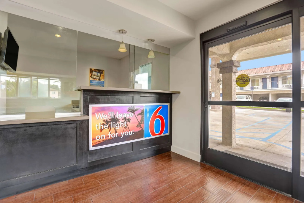 Motel 6-La Mesa, CA