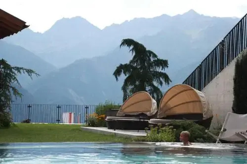 Nagalu Hotel Garni