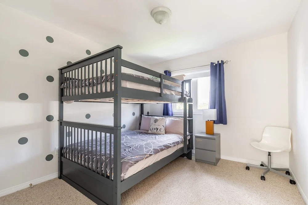 GLOBALSTAY. Luxury 3BR Townhomes with HOT TUB, Gym, BBQ