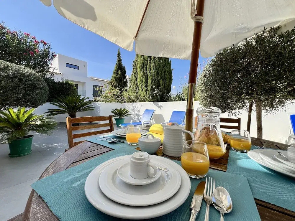 Vilamoura Club Villa 1 by Homing
