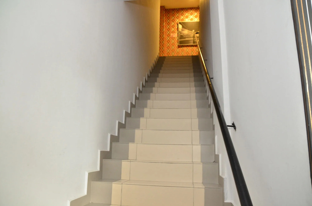 DMetro Hotel