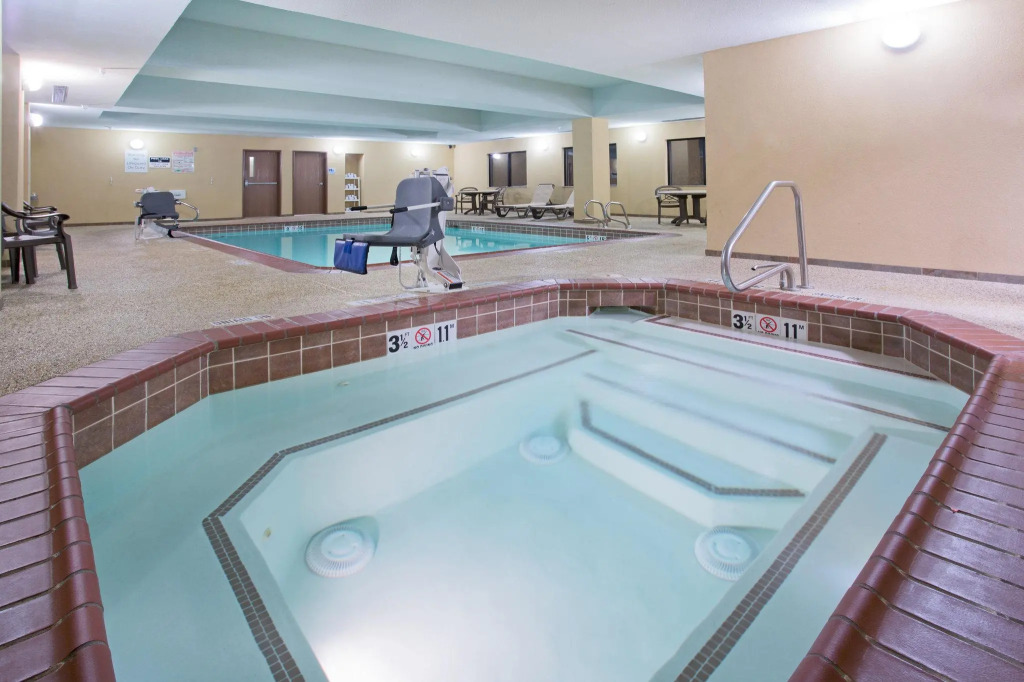 Holiday Inn Express Hotel & Suites Las Vegas NM by IHG