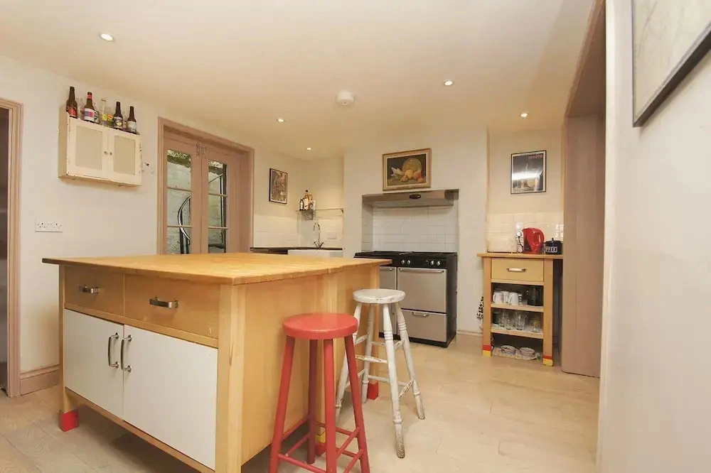 Pelham Boutique House