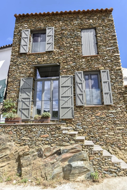 Casa de Piedras by SIERRA VIVA desing