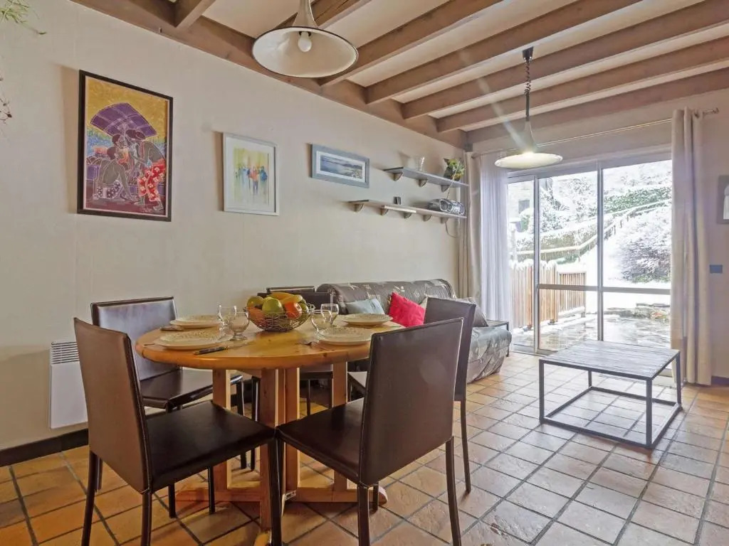 Chalet cosy avec garage et vues, 3 niveaux, 6 pers, proche Luz, animaux admis - FR-1-402-54