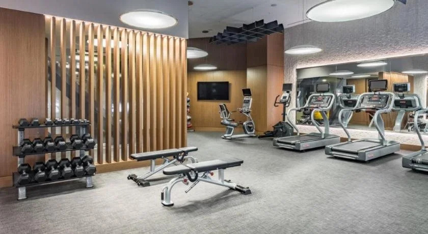 Global Luxury Suites at Woodmont Triangle South