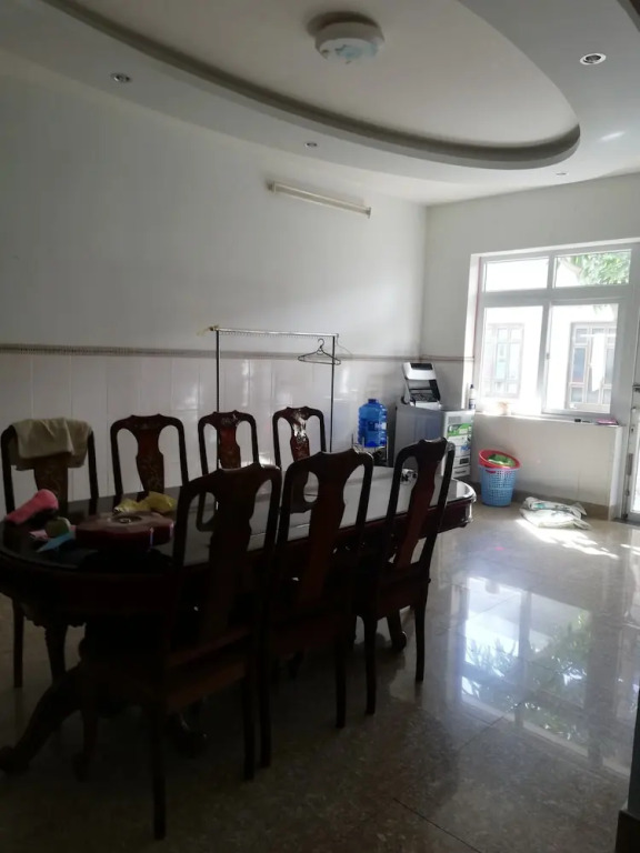 Lien Thuy Hotel