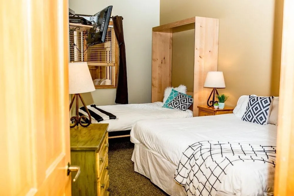 Arapahoe Lodge #8102 - 1 Br Condo