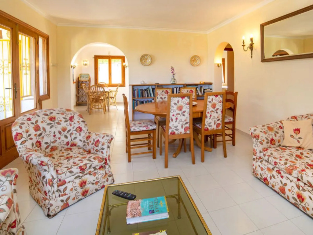 House Amarilla Benissa