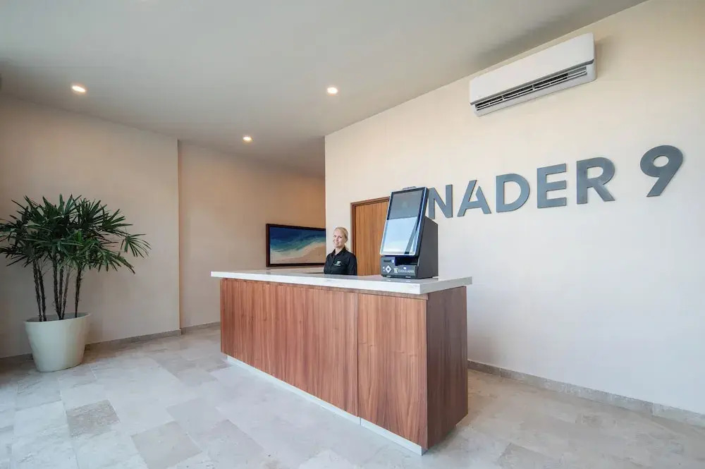 Everglades Suites