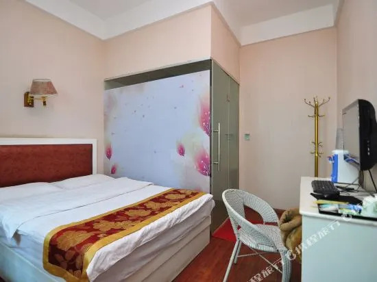 Longmen Hostel