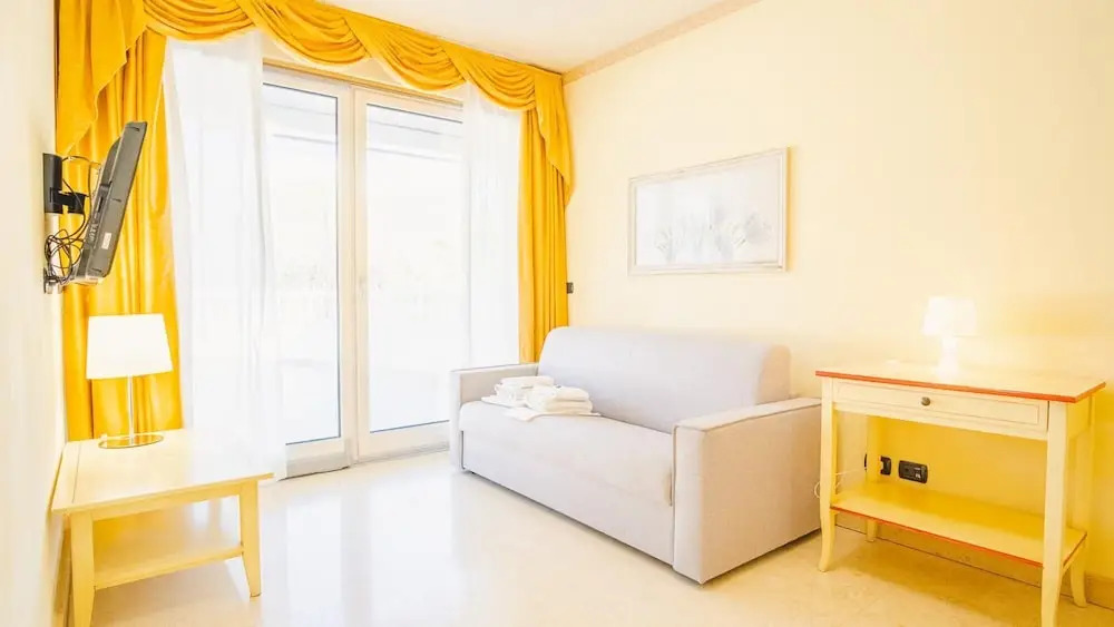 111 Relais du Lac Village - Italian Homing