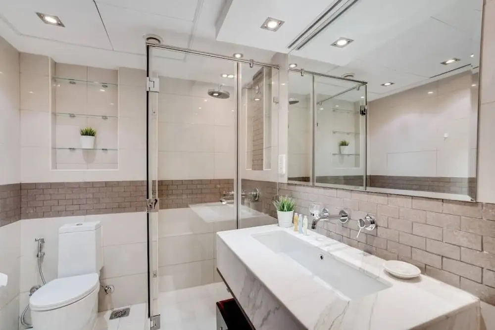 Modern Apartment in Dubai Marina Amazing Pool!