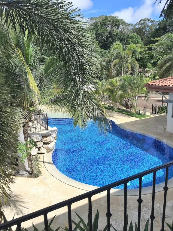 La Reserve #A4 Luxury Condo