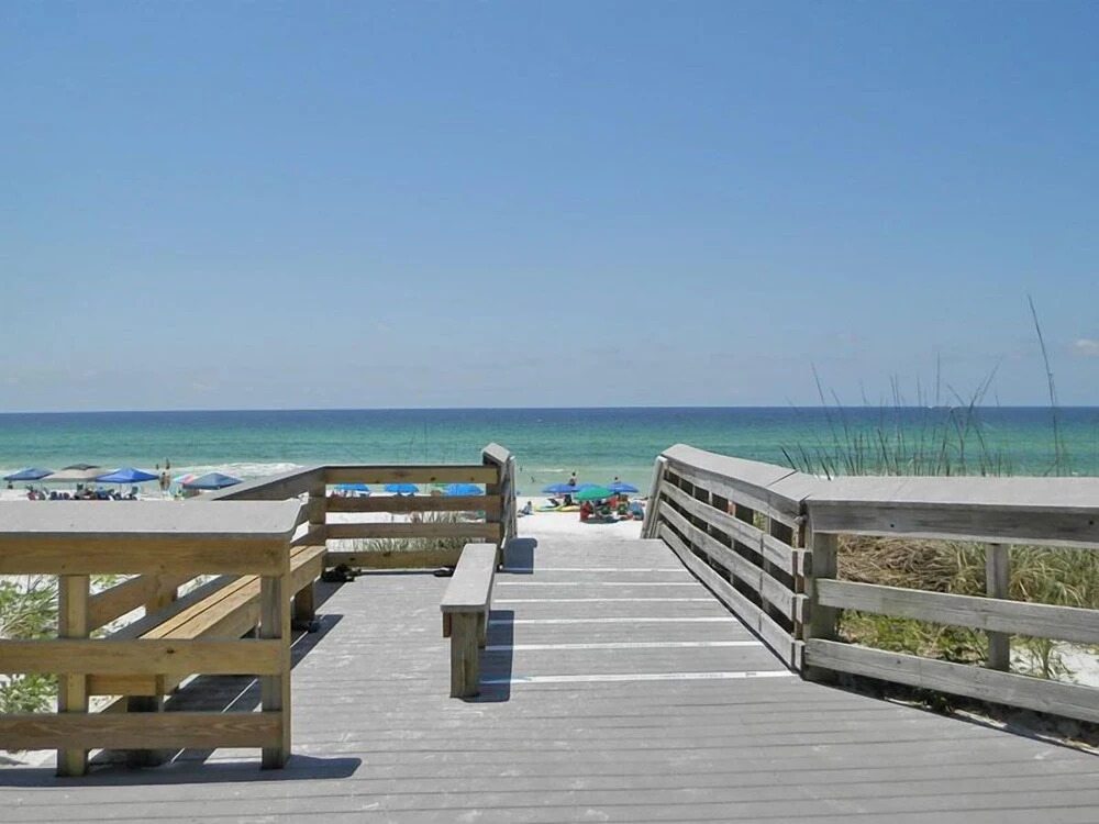 Cassine Station #305 by Southern Vacation Rentals