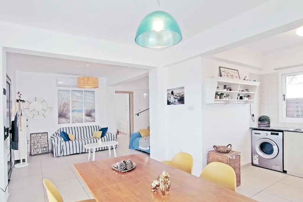 Nissini Shell, 3 bedroom villa with private pool at Nissi Beach