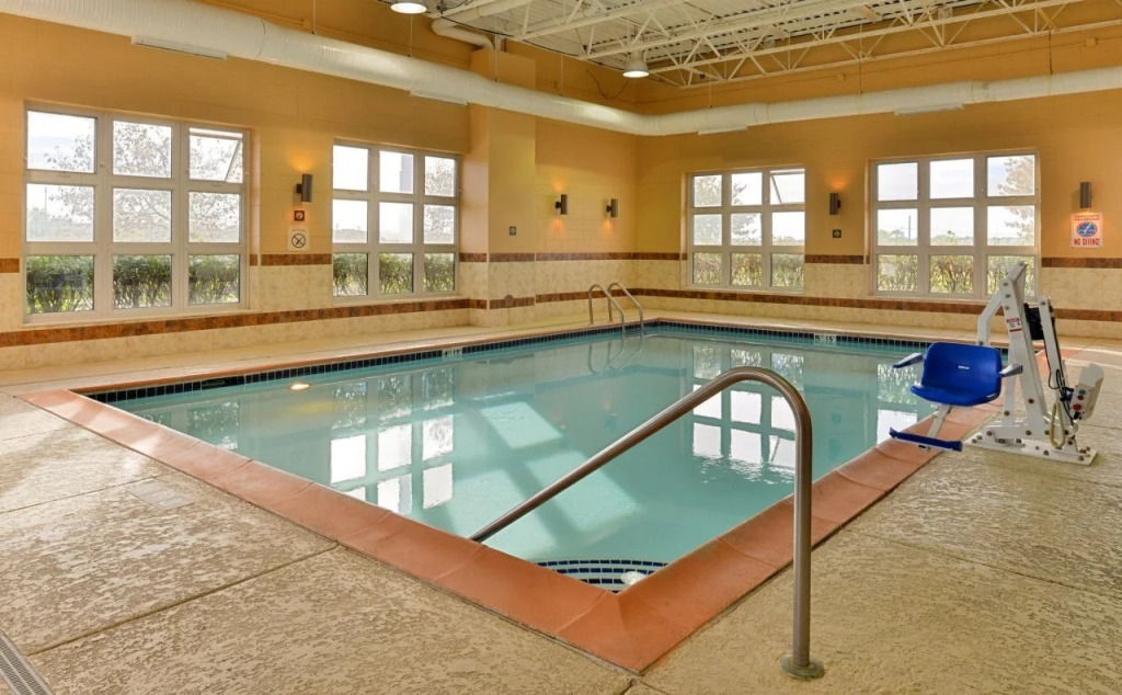 Holiday Inn Express Wixom by IHG