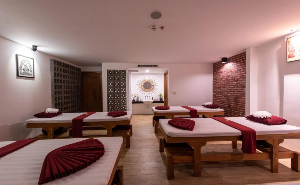 Pacific Hotel & Spa