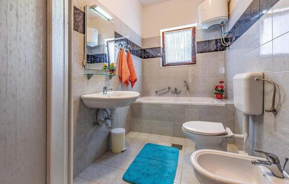 Beautiful Home in Porec With Wifi and 2 Bedrooms