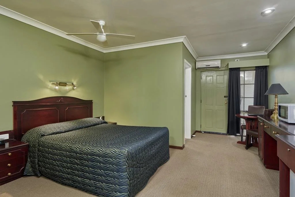 Australian Homestead Motor Lodge