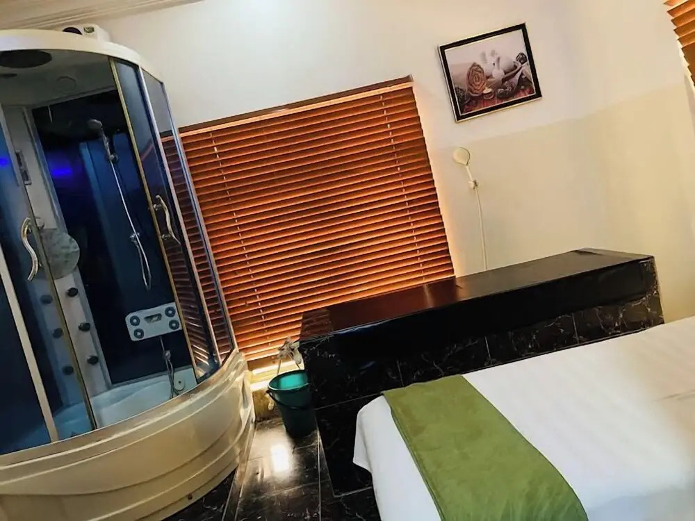 Davvy Hotel and Apartments