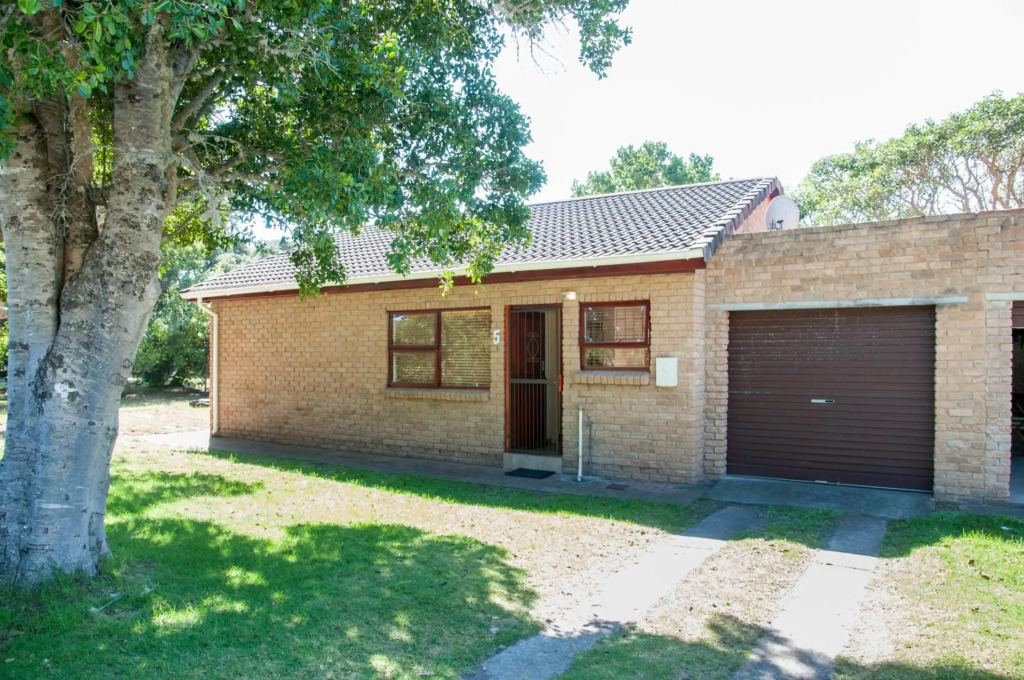 Brenton Park 6 Sleeper Cottage