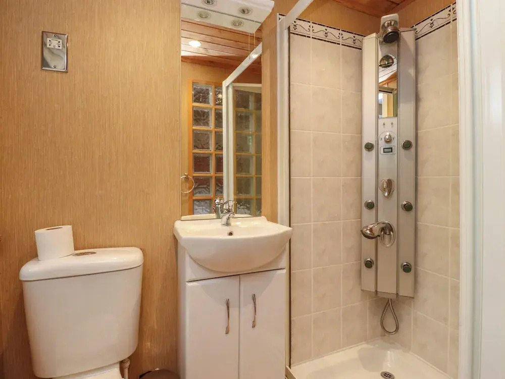 Borwick Heights 6