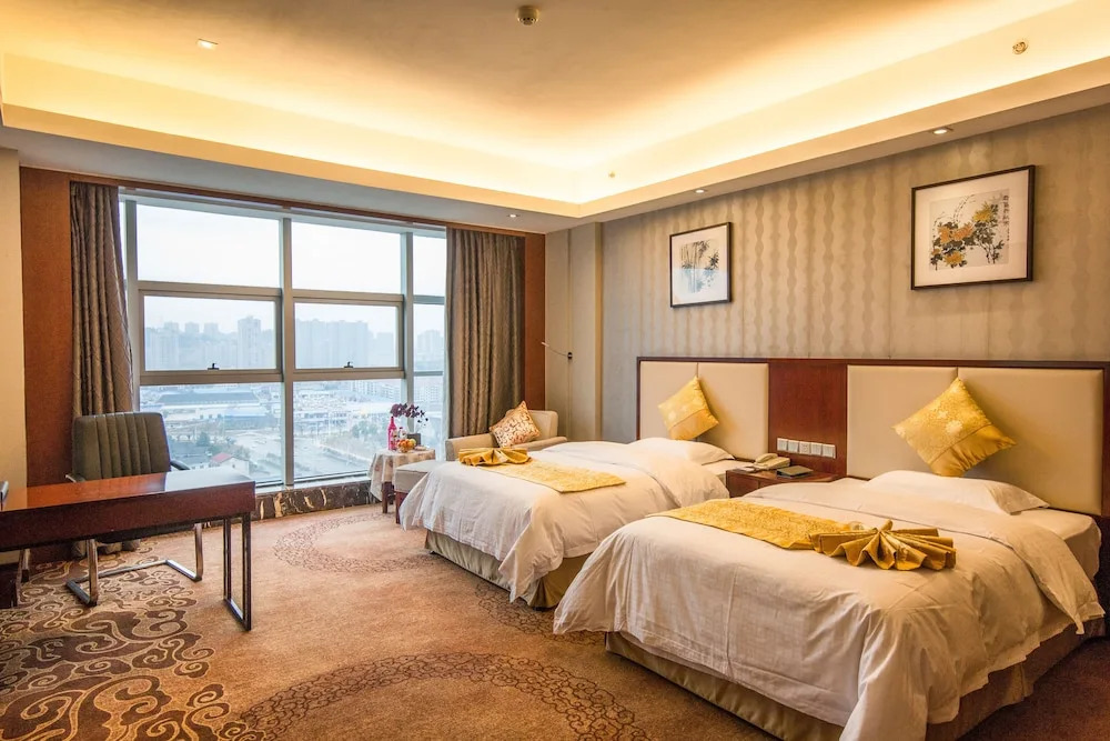 Loudi Huatian Hotel
