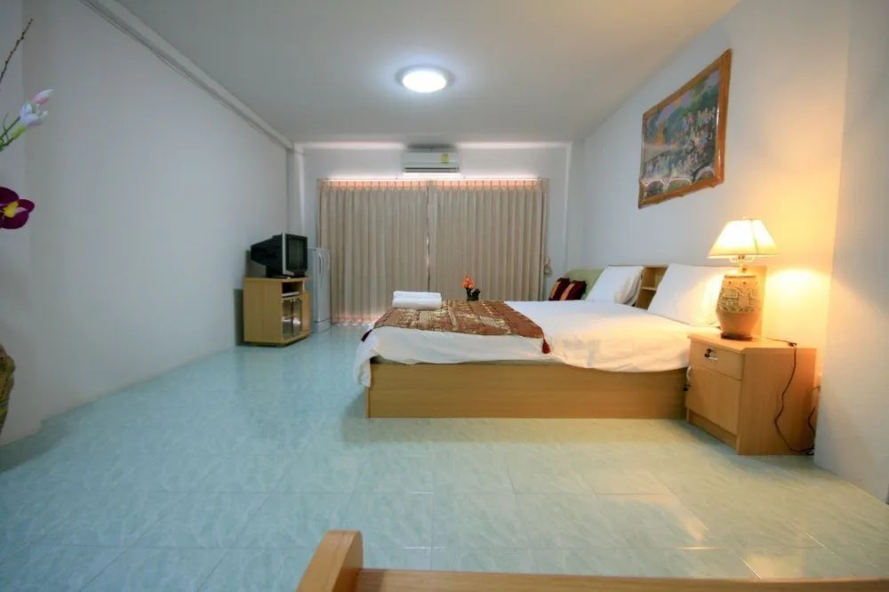 Malee Beach Guest House