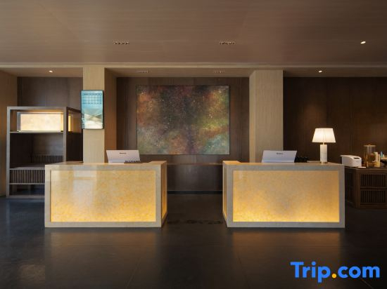 Jiayuguan Pass Fantawild Flagship Hotel