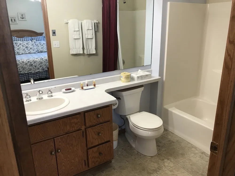 Bay Breeze Resort