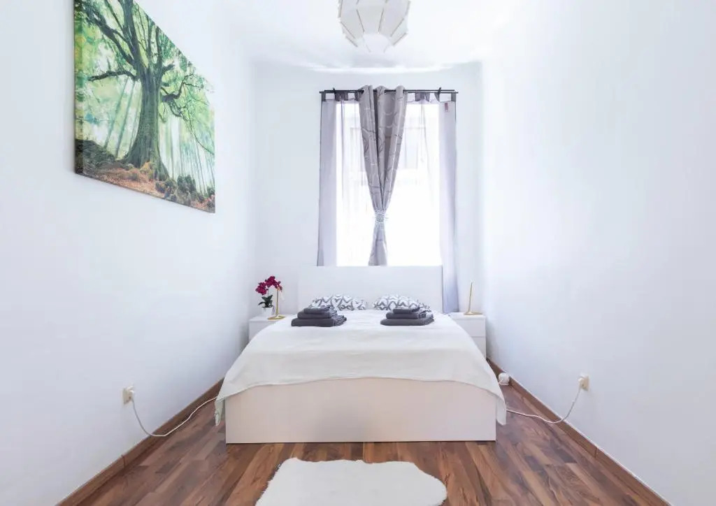 Comfortable Apartment Near Subway - Märzstraße Apartments