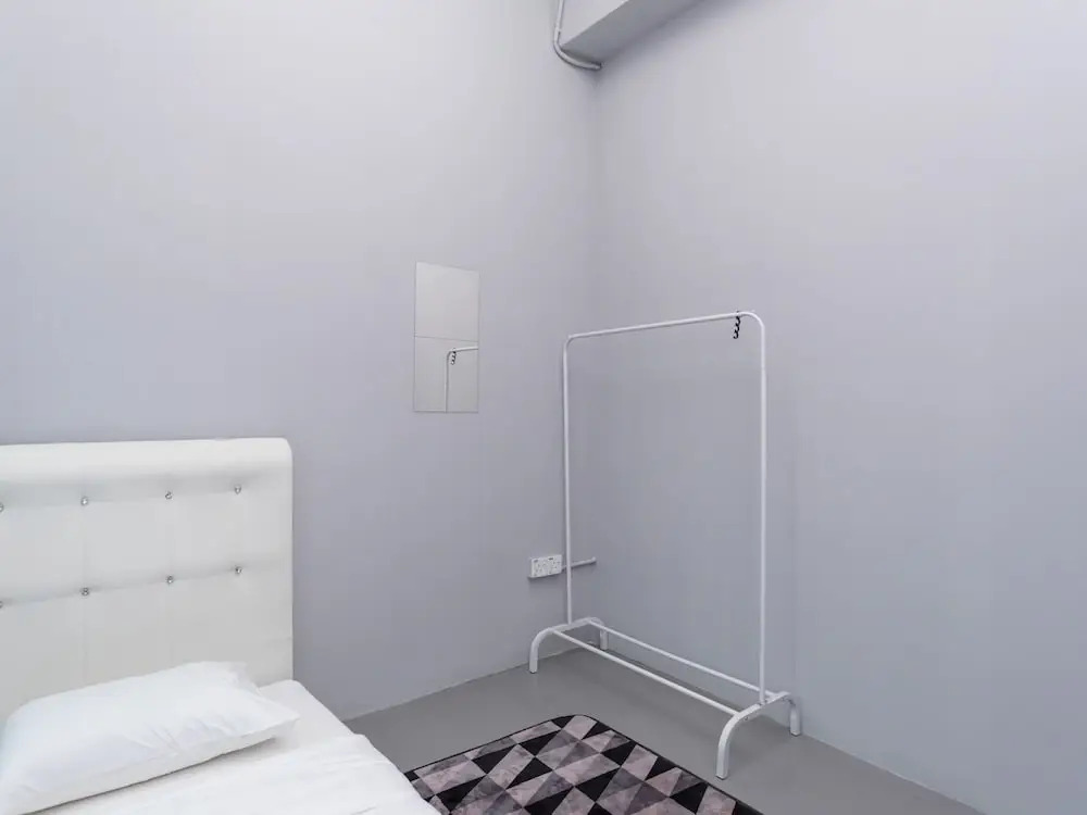 SPOT ON 89757 The Rooms JB