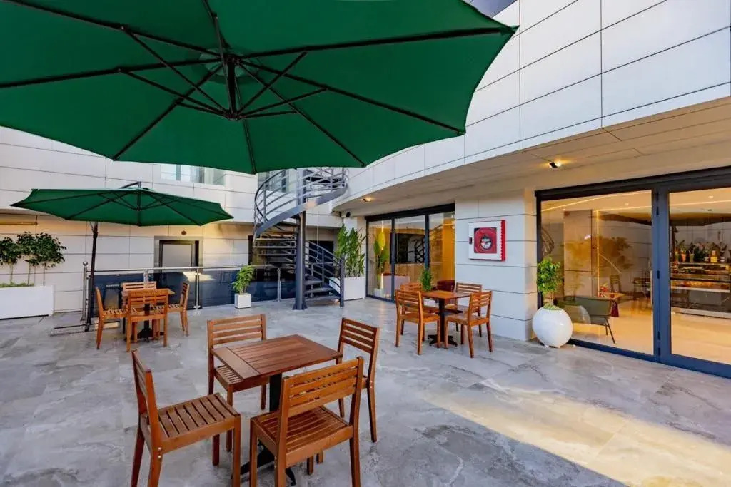 Coast Hotel