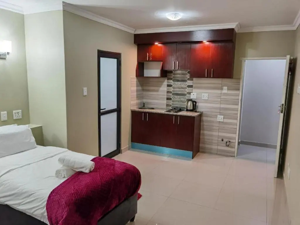 Victoria Guest Lodge