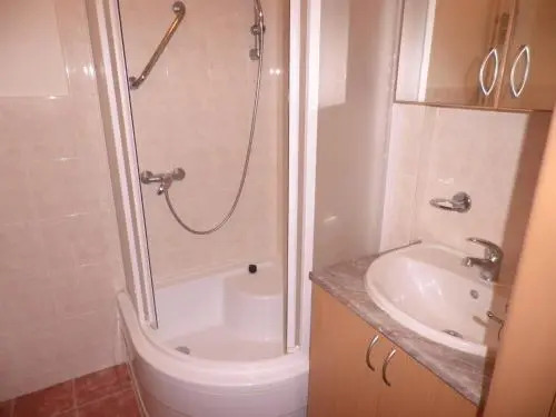 flat 18 minutes from Vaclavske namesti
