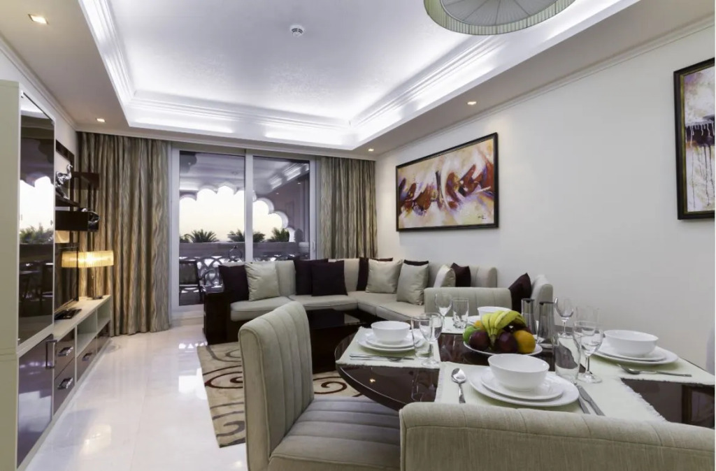 Maison Privee - Grandeur Residence