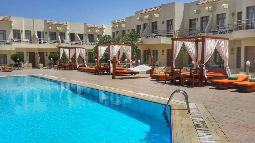 Cataract Layalina Naama Bay