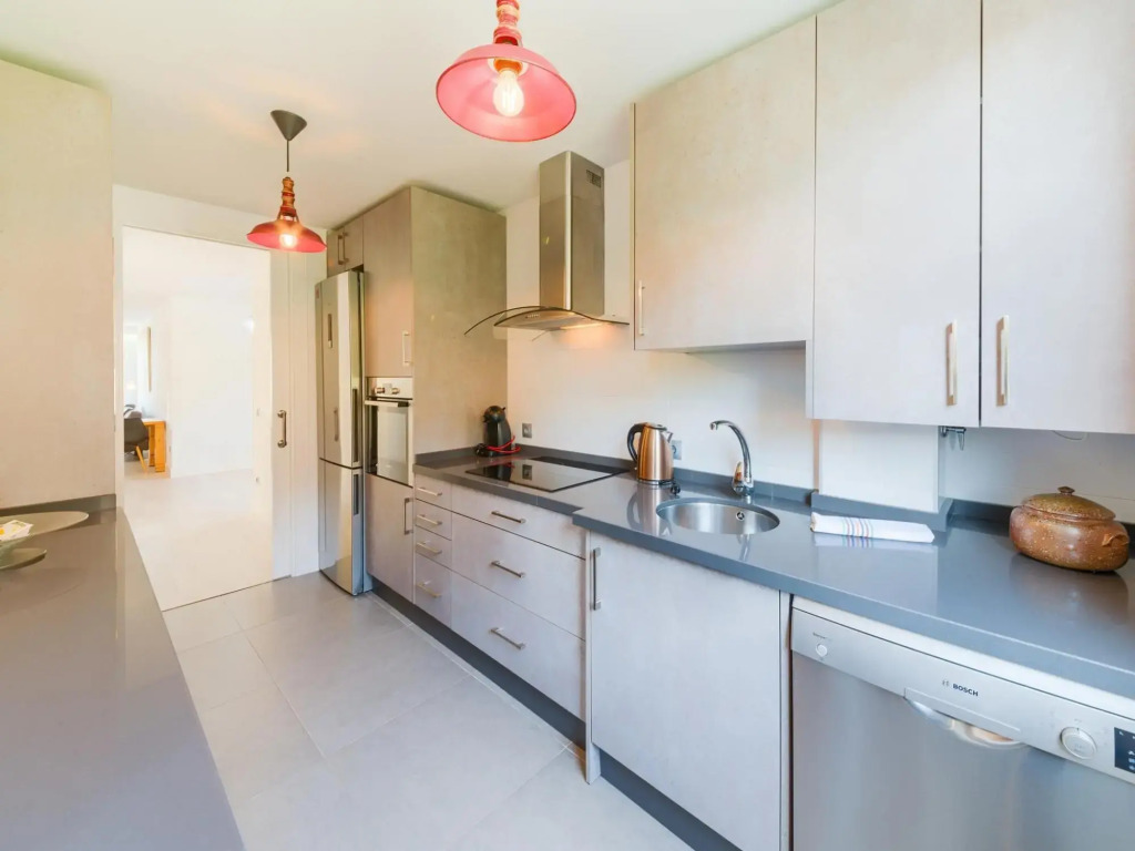 Reding 33 With Terrace
