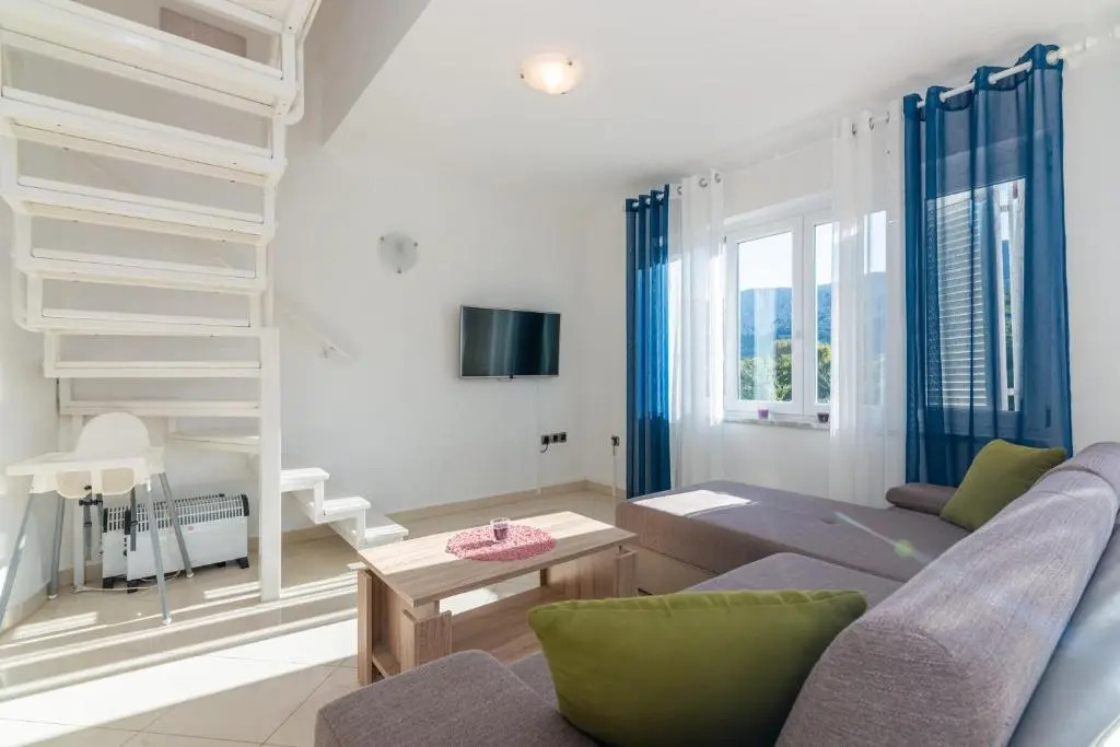 Apartment Mimoza 6, Baska, Krk
