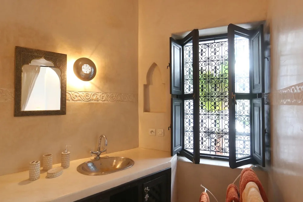 Riad Warda