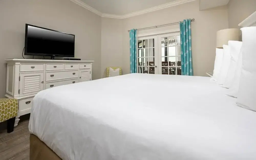 The Oasis 1602 Formerly Phoenix West Ii 1602 3 Bedroom Condo